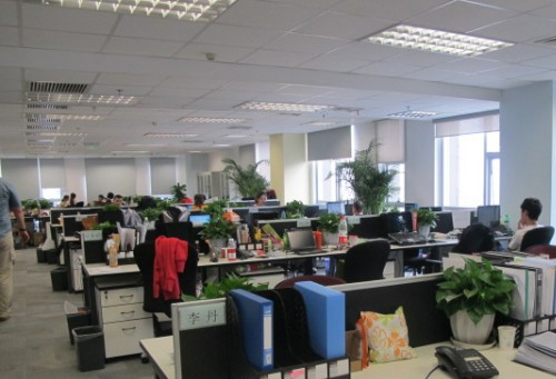 美國航母兩架戰(zhàn)機，相繼墜入南海:化工原料回收公司
