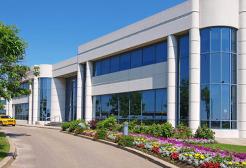 廣東一男子兩三年持續(xù)往批發(fā)店無故扔錢，店主：每次他都不承認(rèn)，還錢還把錢送回來:化工原料回收公司
